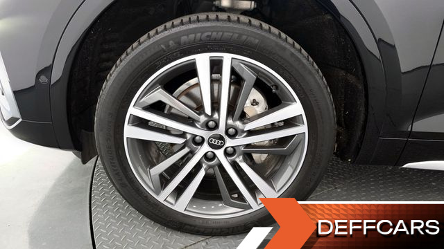 Audi Q5 45 TFSI Quattro Premium купить на сайте DeffCars