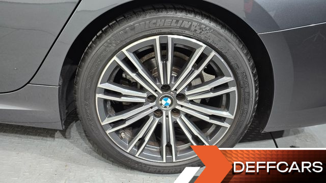 BMW 3-SERIES 320i M Sport купить на сайте DeffCars
