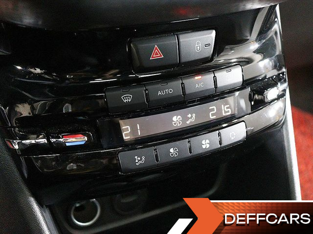 Peugeot 2008 1.5 BlueHDi GT Line купить на сайте DeffCars