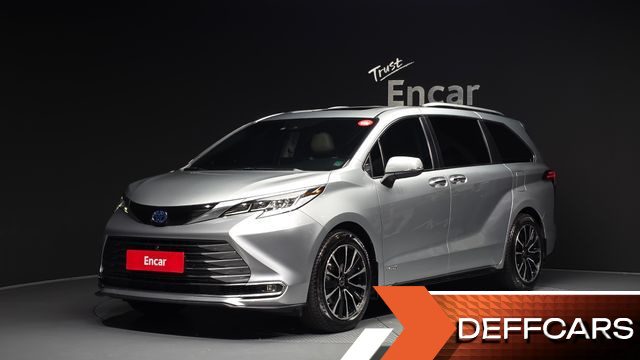 Toyota SIENNA 2.5 Hybrid AWD купить на сайте DeffCars