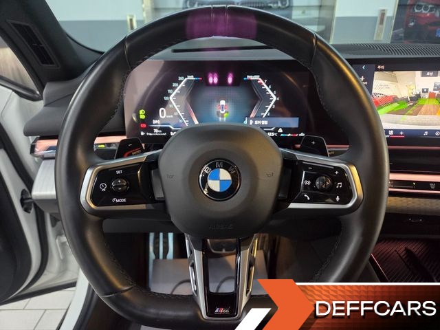 BMW 5-SERIES 530i xDrive M Sport купить на сайте DeffCars