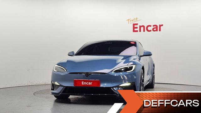 Tesla MODEL S Plaid купить на сайте DeffCars