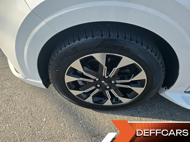 Kia CARNIVAL Gasoline 9-Seater Hi-Limousine Signature купить на сайте DeffCars