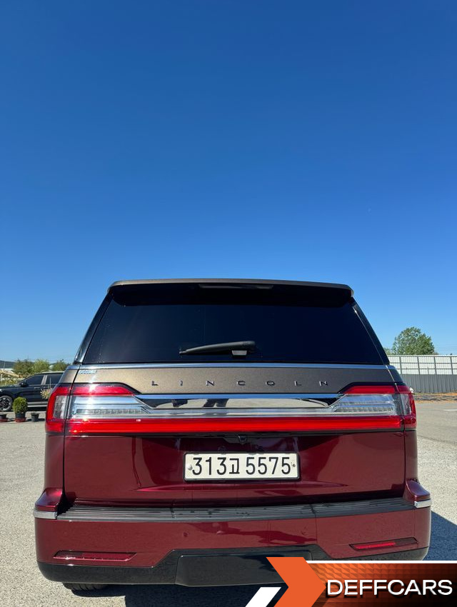 Lincoln NAVIGATOR 3.5L Black Label купить на сайте DeffCars