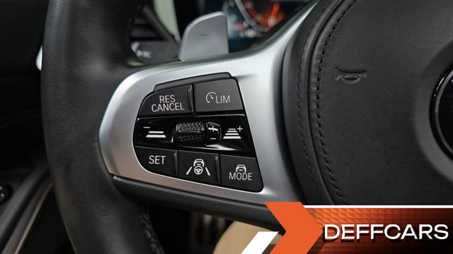 BMW 3-SERIES 320i M Sport купить на сайте DeffCars