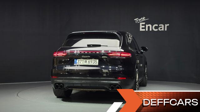 Porsche CAYENNE 3.0 PLATINUM EDITION купить на сайте DeffCars