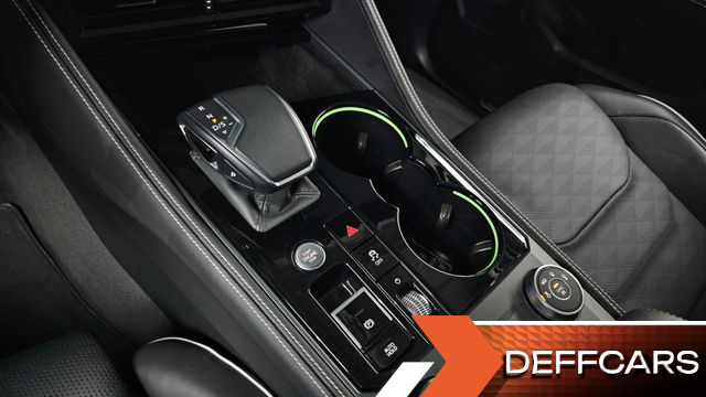 Volkswagen TOUAREG 3.0 TDI Prestige купить на сайте DeffCars
