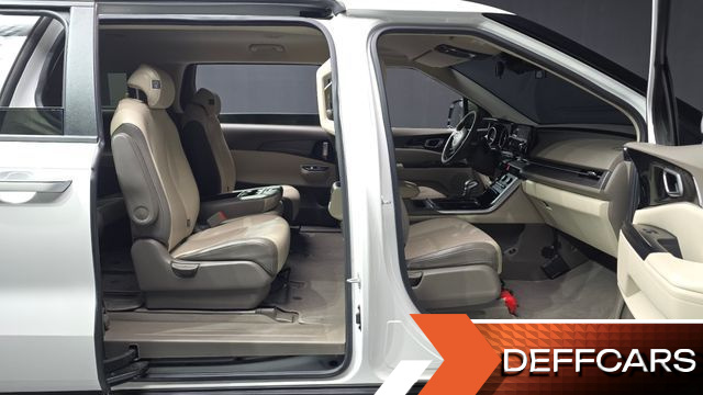 Kia CARNIVAL 11-Seater Prestige купить на сайте DeffCars