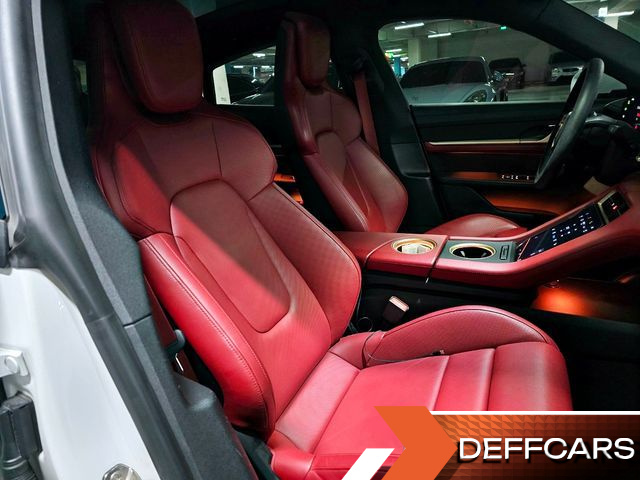 Porsche TAYCAN 4S купить на сайте DeffCars