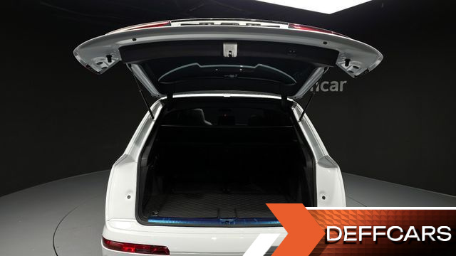 Audi Q7 55 TFSI Quattro Premium купить на сайте DeffCars