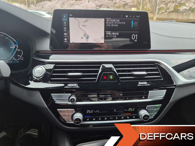 BMW 5-SERIES 530e M Sport купить на сайте DeffCars