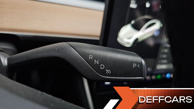 Tesla MODEL 3 Long Range AWD купить на сайте DeffCars