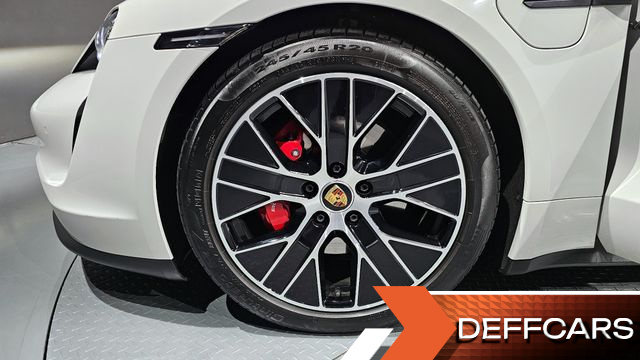 Porsche TAYCAN 4S купить на сайте DeffCars