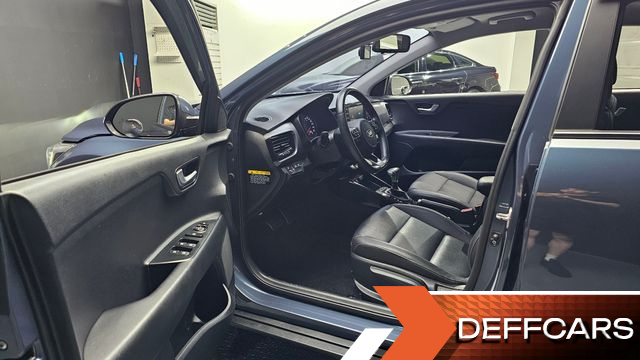 Kia STONIC Diesel 1.6 Prestige купить на сайте DeffCars