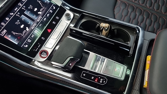 Audi RSQ8 4.0 TFSI Quattro Performance купить на сайте DeffCars