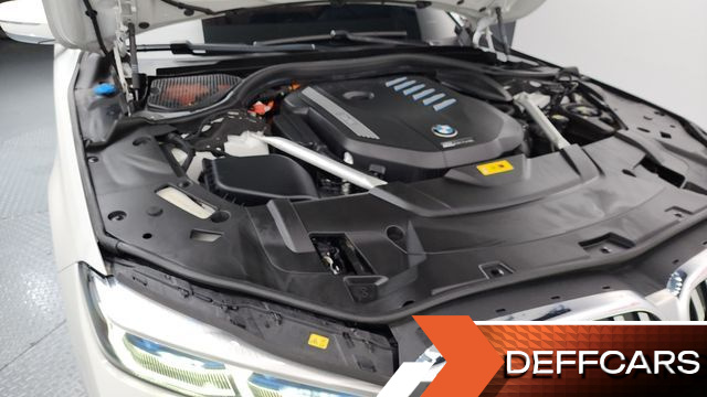 BMW 7-SERIES 745Le iPerformance M Sport купить на сайте DeffCars
