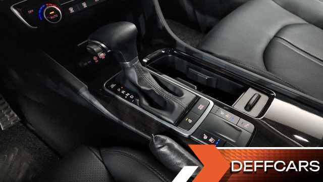 Kia K5 2.0 SX Prestige купить на сайте DeffCars