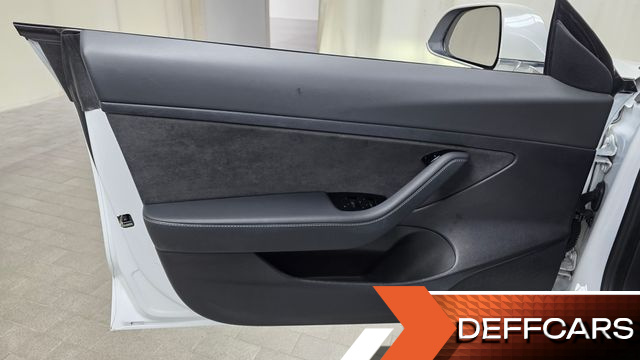 Tesla MODEL 3 Standard Range Plue RWD купить на сайте DeffCars