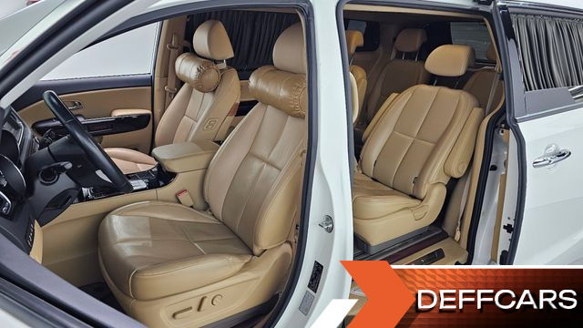 Kia CARNIVAL 9-Seater Hi-Limousine Noblesse Special купить на сайте DeffCars
