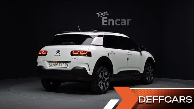 Citroen C4 CACTUS 1.5 BlueHDi Shine купить на сайте DeffCars