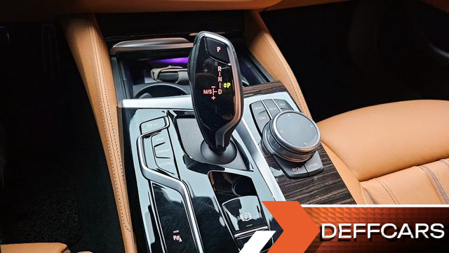 BMW 5-SERIES 520i M Sport купить на сайте DeffCars