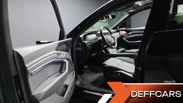Audi Q8 E-TRON 55 Quattro Premium купить на сайте DeffCars