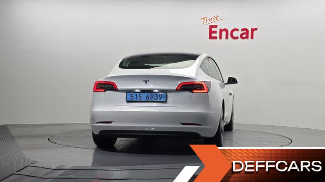 Tesla MODEL 3 RWD купить на сайте DeffCars