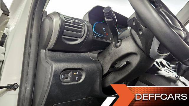 Hyundai CASPER Van Smart купить на сайте DeffCars