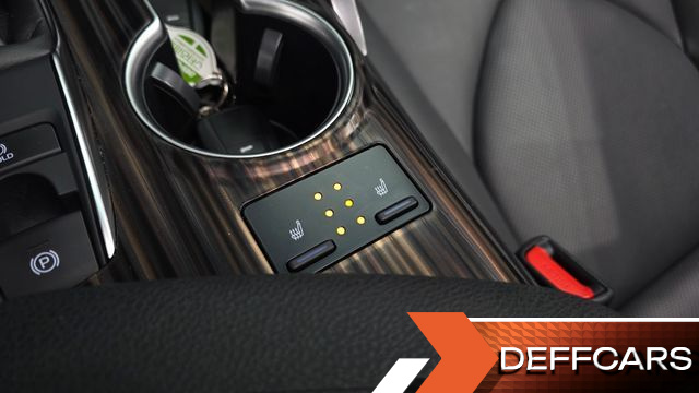 Toyota CAMRY 2.5 купить на сайте DeffCars