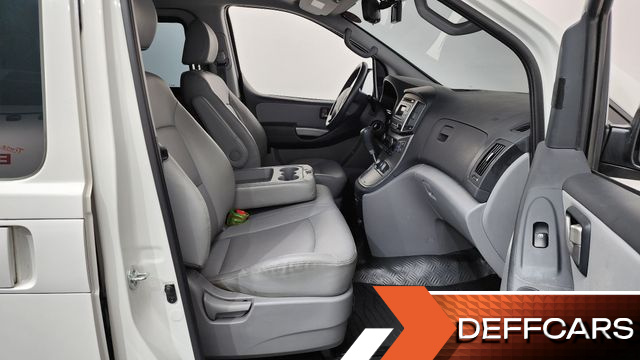 Hyundai STAREX 4WD Wagon 12-Seater Modern купить на сайте DeffCars