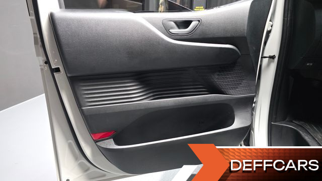 Hyundai STARIA L3.5 Cargo 5-Seater Modern купить на сайте DeffCars