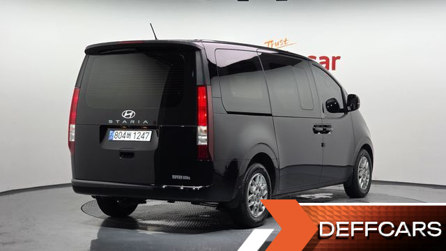 Hyundai STARIA Cargo 5-Seater Modern купить на сайте DeffCars