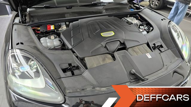 Porsche CAYENNE 3.0 E-Hybrid Coupe купить на сайте DeffCars