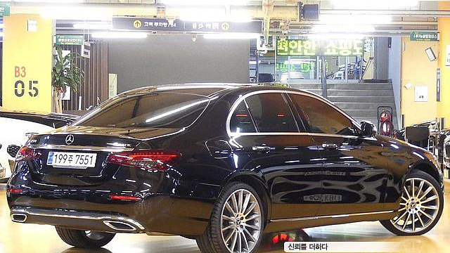 Mercedes E-CLASS E450 4MATIC Exclusive купить на сайте DeffCars