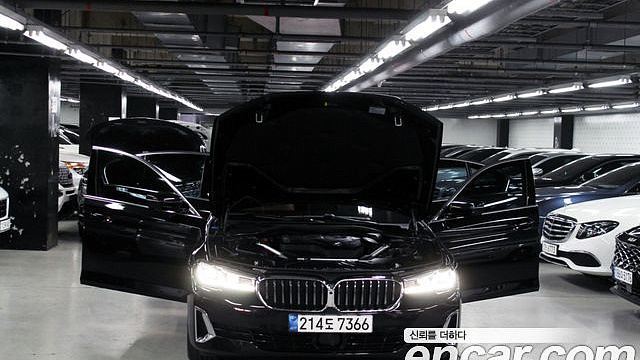 BMW 5-SERIES 520i Luxury купить на сайте DeffCars