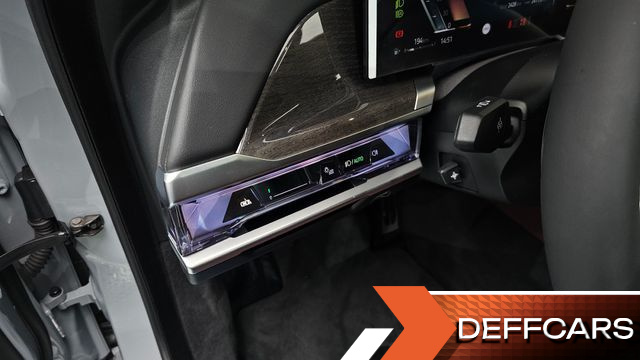 BMW 7-SERIES 740i xDrive M Sport купить на сайте DeffCars