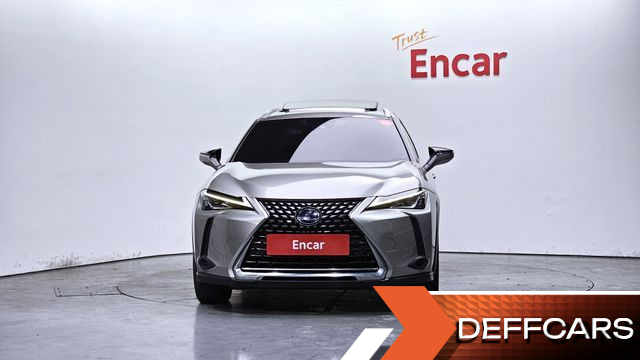 Lexus UX 2.0 2WD купить на сайте DeffCars