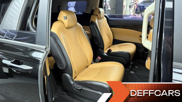 Kia CARNIVAL Gasoline 9-Seater Prestige купить на сайте DeffCars