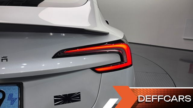 Tesla MODEL 3 Performance AWD купить на сайте DeffCars