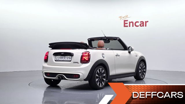 Mini COOPER CONVERTIBLE Standard 3rd купить на сайте DeffCars