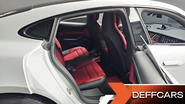 Porsche TAYCAN 4S купить на сайте DeffCars