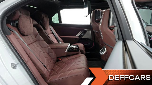 BMW 7-SERIES 740d xDrive M Sport купить на сайте DeffCars