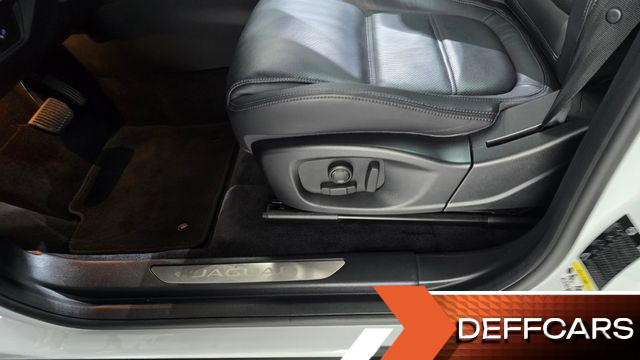 Jaguar E-PACE P250 SE купить на сайте DeffCars