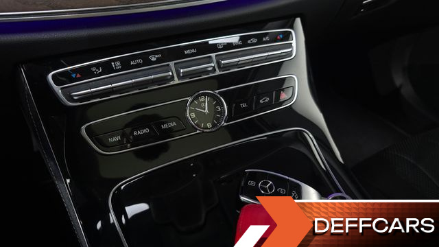 Mercedes E-CLASS E300 Exclusive купить на сайте DeffCars