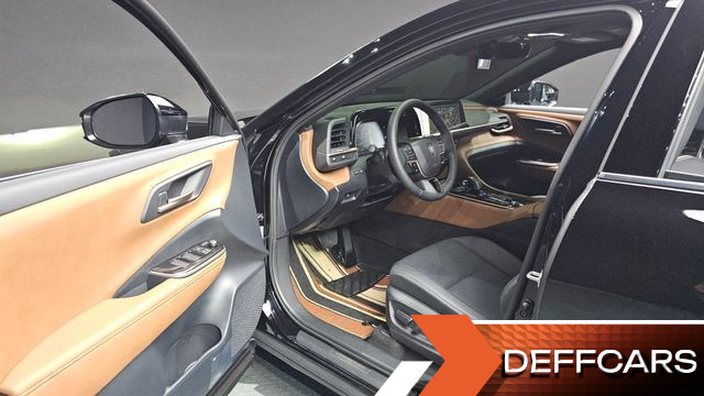 Toyota CROWN 2.5 4WD Hybrid купить на сайте DeffCars