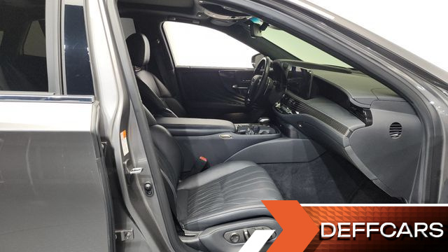 Lexus LS 3.5 Luxury AWD купить на сайте DeffCars