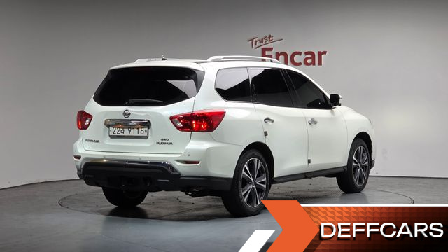 Nissan PATHFINDER 3.5 4WD купить на сайте DeffCars