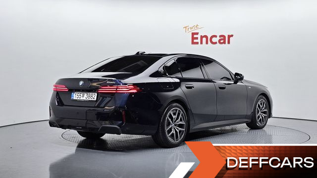 BMW 5-SERIES 520i M Sport купить на сайте DeffCars