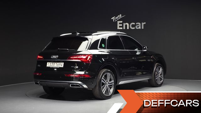 Audi Q5 45 TFSI Quattro Premium купить на сайте DeffCars