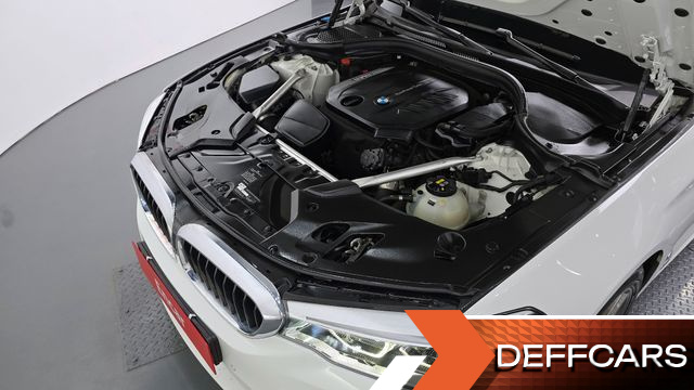 BMW 5-SERIES 520d xDrive M Sport Package Plus купить на сайте DeffCars